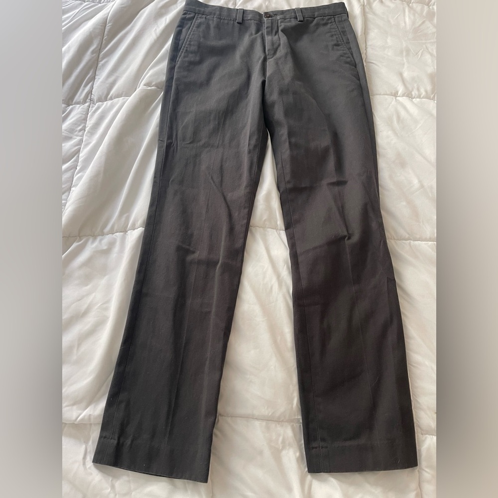 Eddie Bauer Pants Wrinkle Free Slim Fit Mens Chinos Gray Khakis Size 31 COTTON